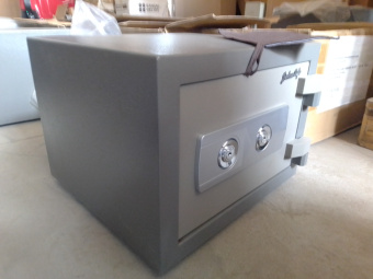 УЦЕНКА. Огнестойкий сейф SP-4-320 2K (№22)